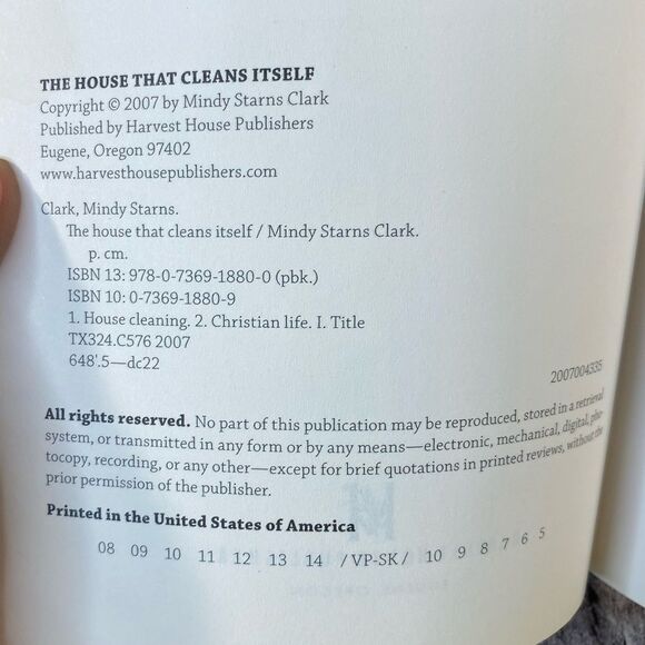 The House That Cleans Itself by Mindy Starns Clark Paperback June 1 2007 - Picture 4 of 9